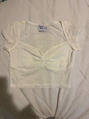 Princess Polly Ribbed Sweetheart Crop Tee
